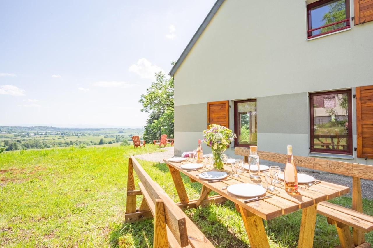 Le Pre Devant Nous Picherande Exterior foto