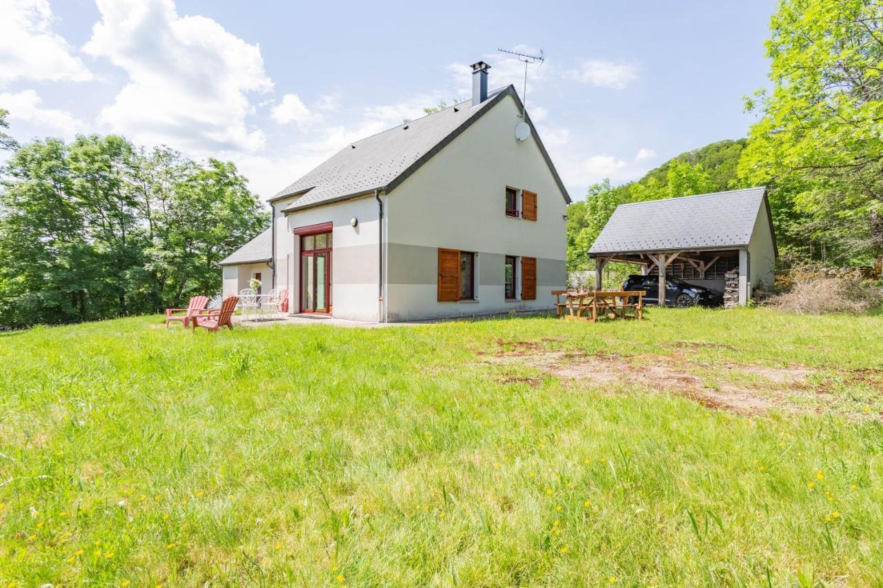 Le Pre Devant Nous Picherande Exterior foto